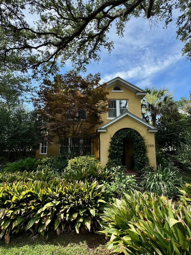 2066 Wappoo Dr, Charleston, SC 29412 - view of front facade featuring stucco siding