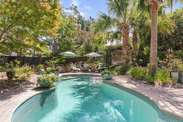 2066 Wappoo Dr, Charleston, SC 29412 - view of swimming pool with a fenced backyard