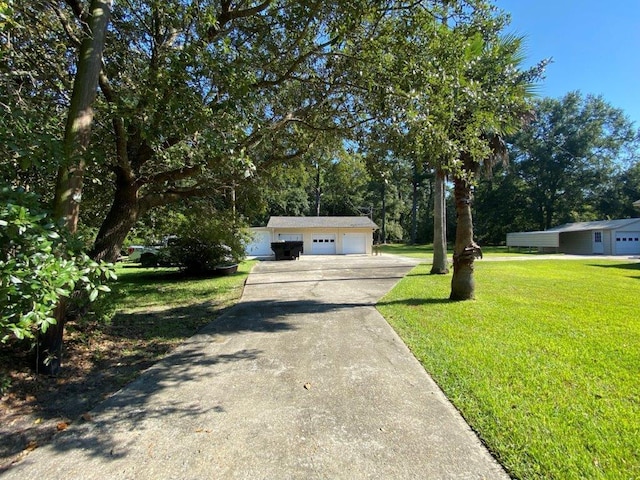 view of front of home with a front lawn