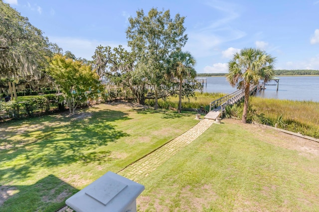 view of yard with a water view