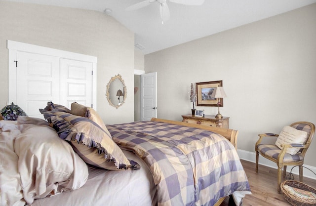 345 Turnstone St, Mount Pleasant, SC 29464 - bedroom featuring a closet, a ceiling fan, wood finished floors, lofted ceiling, and baseboards