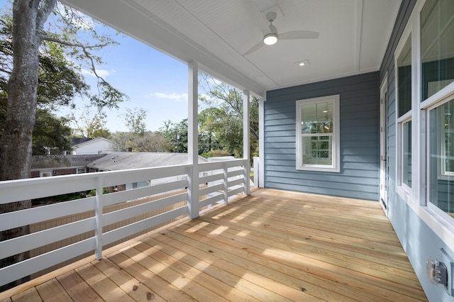 deck with ceiling fan