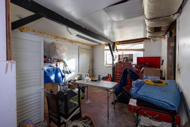 misc room featuring concrete flooring