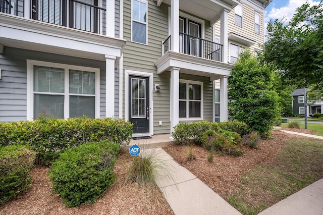 1533 Bluewater Way, Charleston, SC 29414 - entrance to property with a balcony and a porch