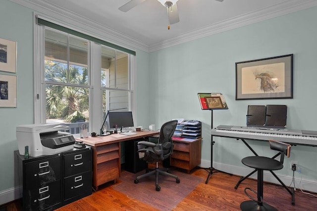 office area with ceiling fan, crown molding, baseboards, and wood finished floors