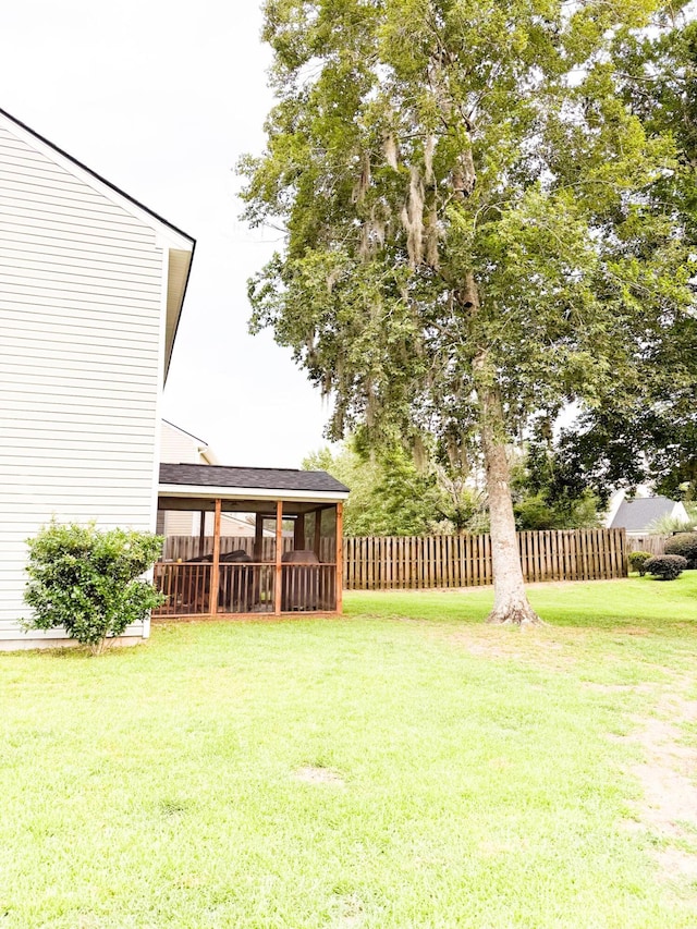 9229 N Moreto Cir, Summerville, SC 29485 - view of yard with a sunroom
