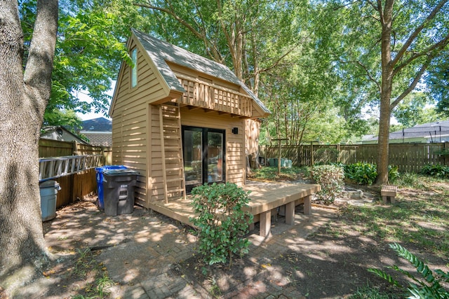 712 Wakendaw Blvd, Mount Pleasant, SC 29464 - view of outbuilding with a fenced backyard