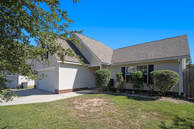 view of front of house with a front lawn