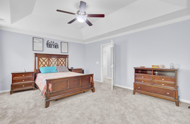 bedroom featuring crown molding, carpet, and baseboards