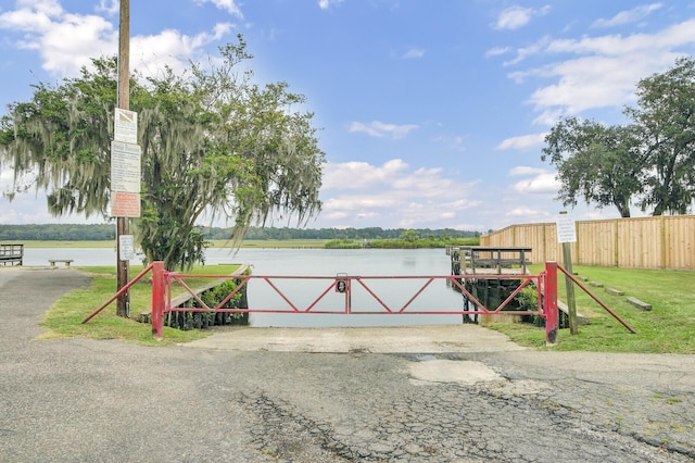 exterior space featuring fence