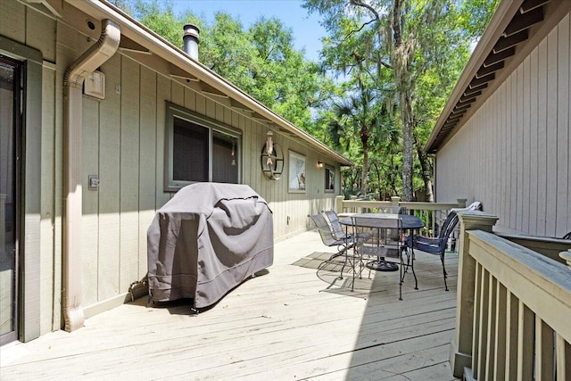 1025 Scaup Ct, Kiawah Island, SC 29455 - deck featuring outdoor dining area and grilling area