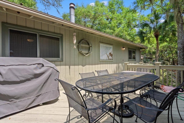 1025 Scaup Ct, Kiawah Island, SC 29455 - wooden deck featuring outdoor dining area and grilling area