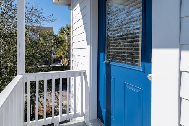 view of property entrance