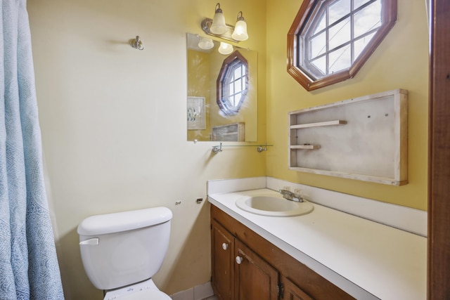634 Rutledge Ave, Charleston, SC 29403 - bathroom featuring vanity and toilet