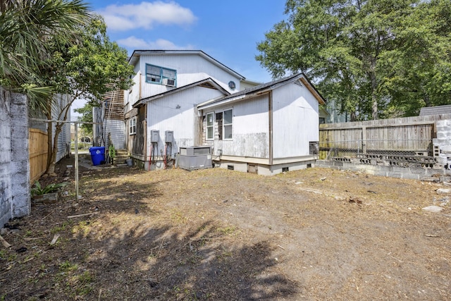 634 Rutledge Ave, Charleston, SC 29403 - back of property with cooling unit