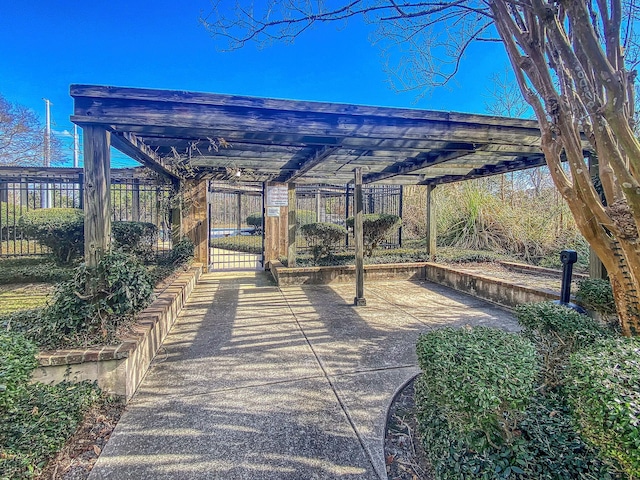 2773 Forest Dew Ct, Charleston, SC 29414 - view of patio / terrace featuring a gate