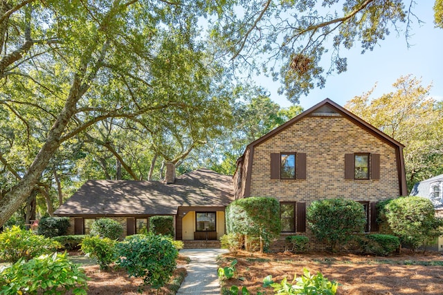 810 Creekside Dr, Mount Pleasant, SC 29464 - traditional-style home featuring brick siding