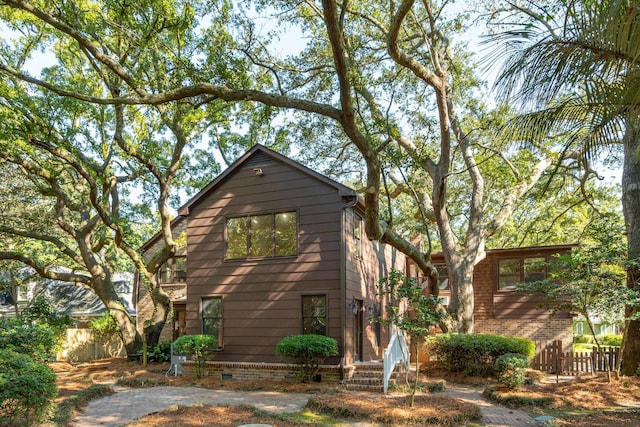 810 Creekside Dr, Mount Pleasant, SC 29464 - view of front of property with fence and crawl space