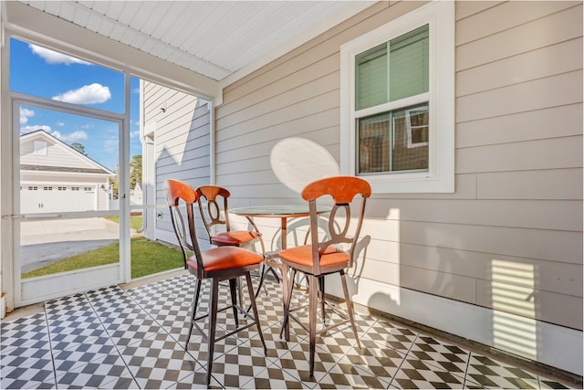 view of sunroom / solarium