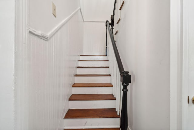 167 Coming St, Charleston, SC 29403 - view of stairway