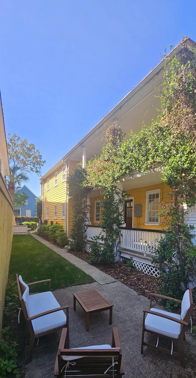 167 Coming St, Charleston, SC 29403 - back of house with a yard