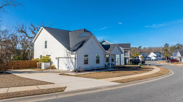 view of front facade with a garage