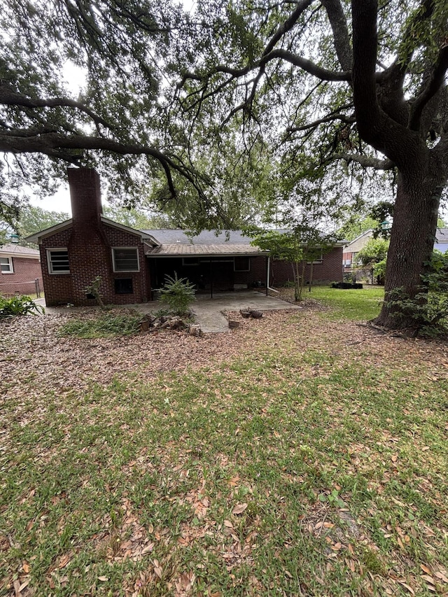 view of grassy yard