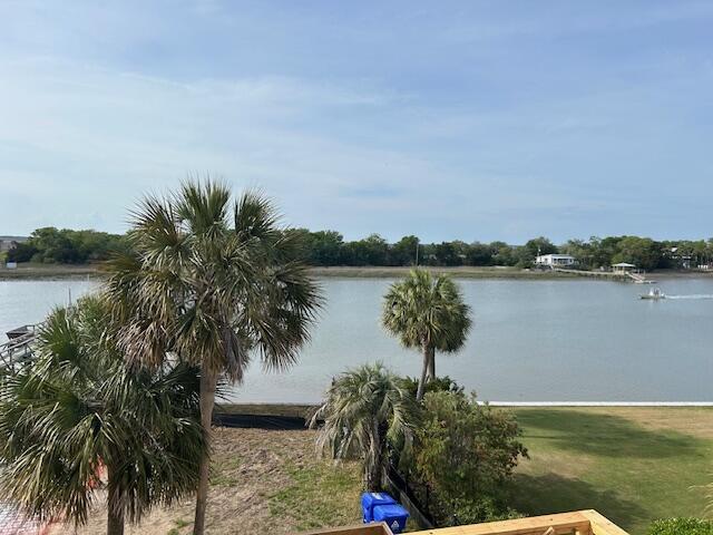 11 Tabby Ln, Isle Of Palms, SC 29451 - view of water feature