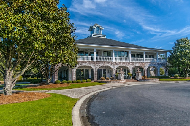 2282 Braided Ln, Mount Pleasant, SC 29466 - view of front of home with a front yard and a balcony