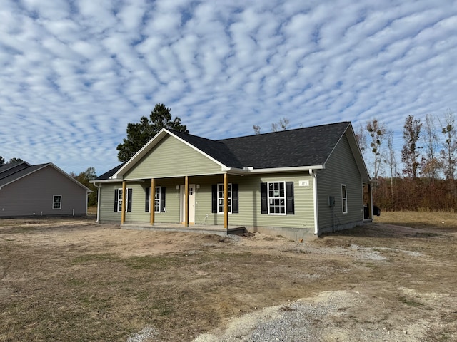 view of front of house with covered porch