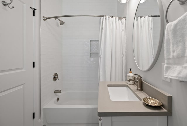 bathroom with vanity and shower / bath combo