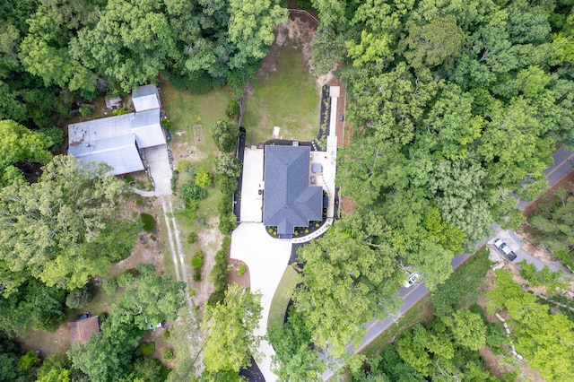 aerial view of property and surrounding area