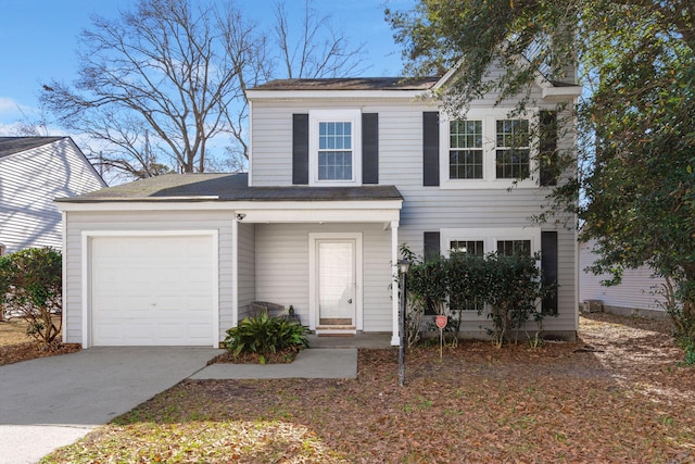 view of front facade featuring a garage