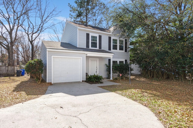 view of front facade featuring a garage