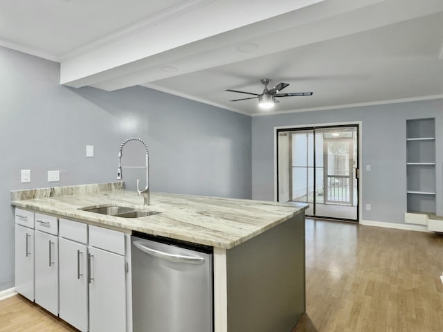 10 Stallion Ct, Charleston, SC 29407 - kitchen with dishwasher, a peninsula, crown molding, ceiling fan, and light wood-style floors
