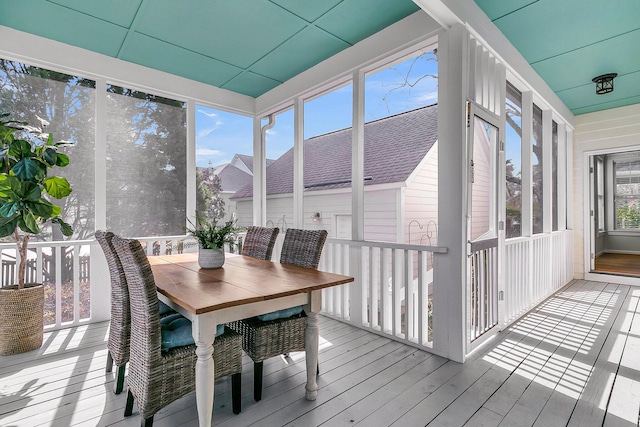 view of sunroom / solarium