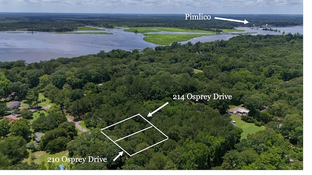 210 Osprey Dr, Moncks Corner, SC 29461