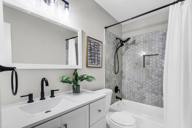 2362 Parsonage Rd Unit 2H, Charleston, SC 29414 - full bath with vanity and shower / bathtub combination with curtain