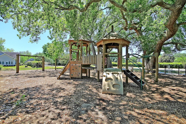 1027 Wayfarer Ln, Charleston, SC 29412 - view of community play area