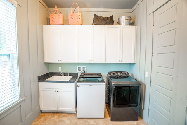 3707 Gambrill Ln, Mount Pleasant, SC 29466 - laundry area featuring cabinet space and washer and dryer