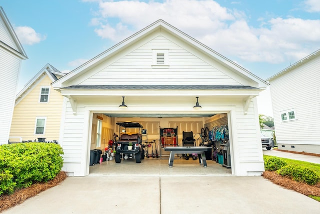 3707 Gambrill Ln, Mount Pleasant, SC 29466 - garage featuring driveway