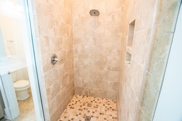 3707 Gambrill Ln, Mount Pleasant, SC 29466 - full bathroom featuring a shower stall and toilet