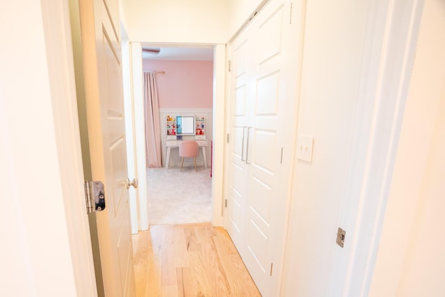 3707 Gambrill Ln, Mount Pleasant, SC 29466 - hallway featuring light wood-type flooring