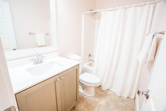 3707 Gambrill Ln, Mount Pleasant, SC 29466 - full bathroom featuring vanity, toilet, and shower / tub combo with curtain