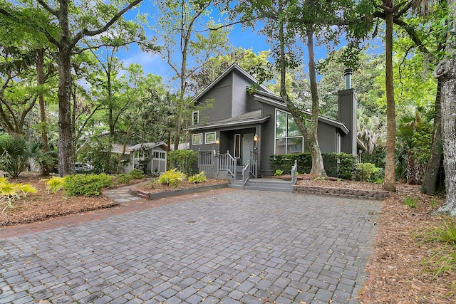 view of front of home with covered porch