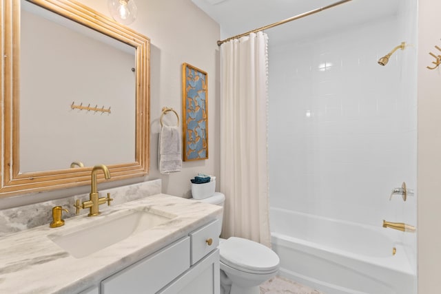 full bathroom featuring shower / tub combo with curtain, vanity, and toilet