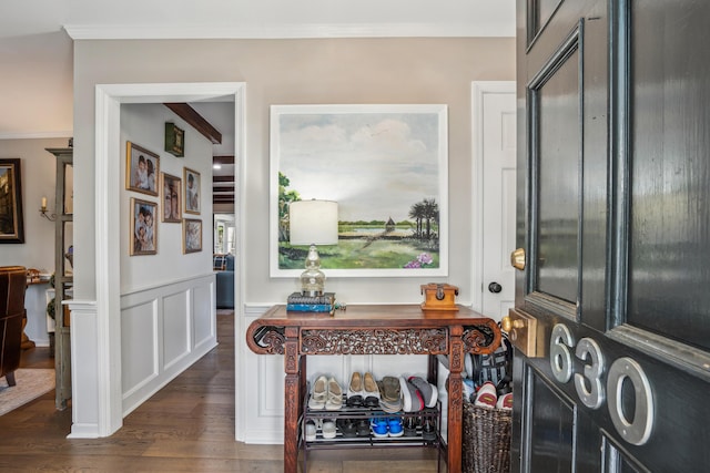 630 Cain Dr, Mount Pleasant, SC 29464 - entrance foyer featuring wood finished floors, crown molding, and wainscoting