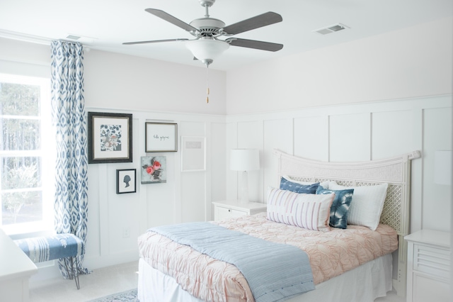 bedroom featuring ceiling fan