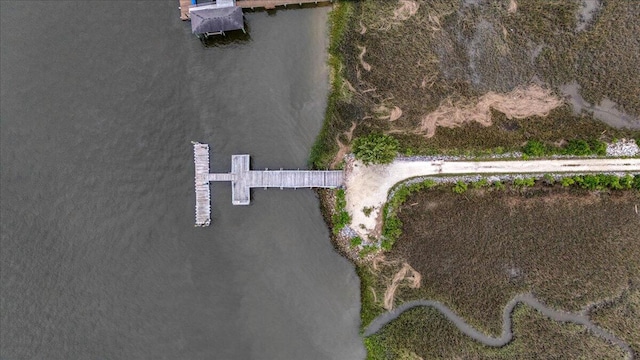 view of property location featuring a nearby body of water