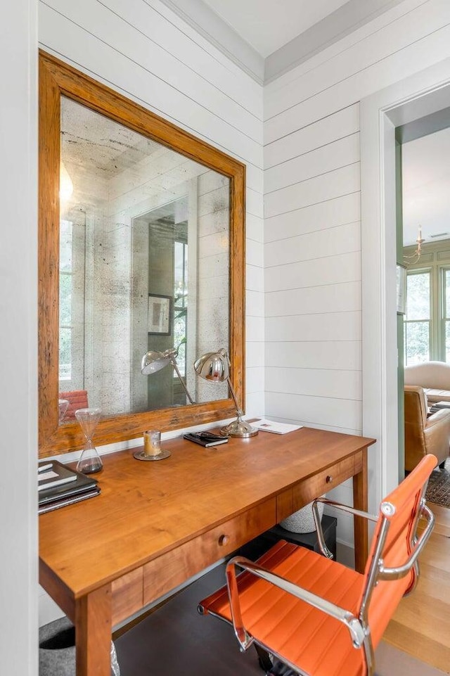 222 Haddrell St, Mount Pleasant, SC 29464 - office space with wood walls